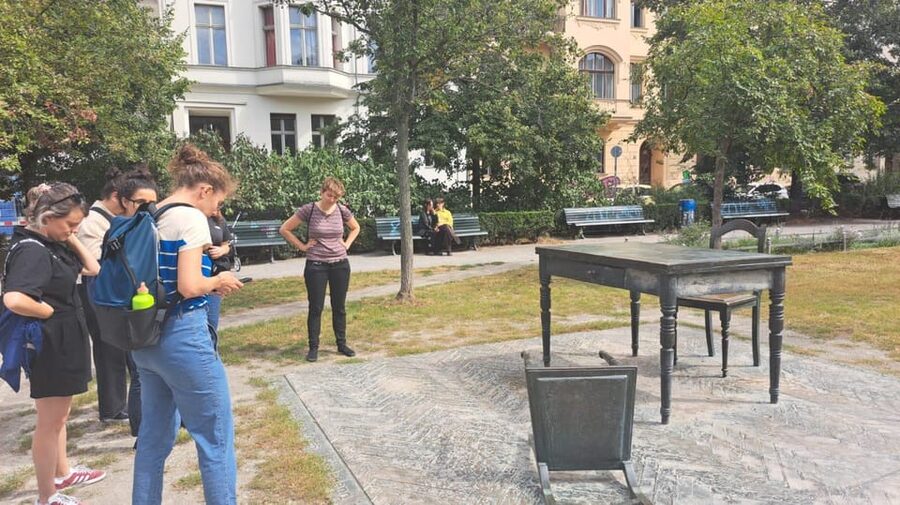 Berlin: Jewish Walking Tour including World War II - Where you finish: memorial Jewish cemetery and a full-circle feeling
