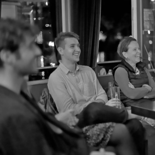 Berlin: Laughing Spree Comedy Show on a Boat - What Happens After Doors Open at 8pm