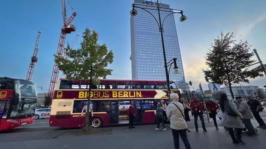 Berlin: Live-Guided Evening Sightseeing Tour by Open-top Bus - Nikolaiviertel and Museum Island: the “slow down” section of the ride