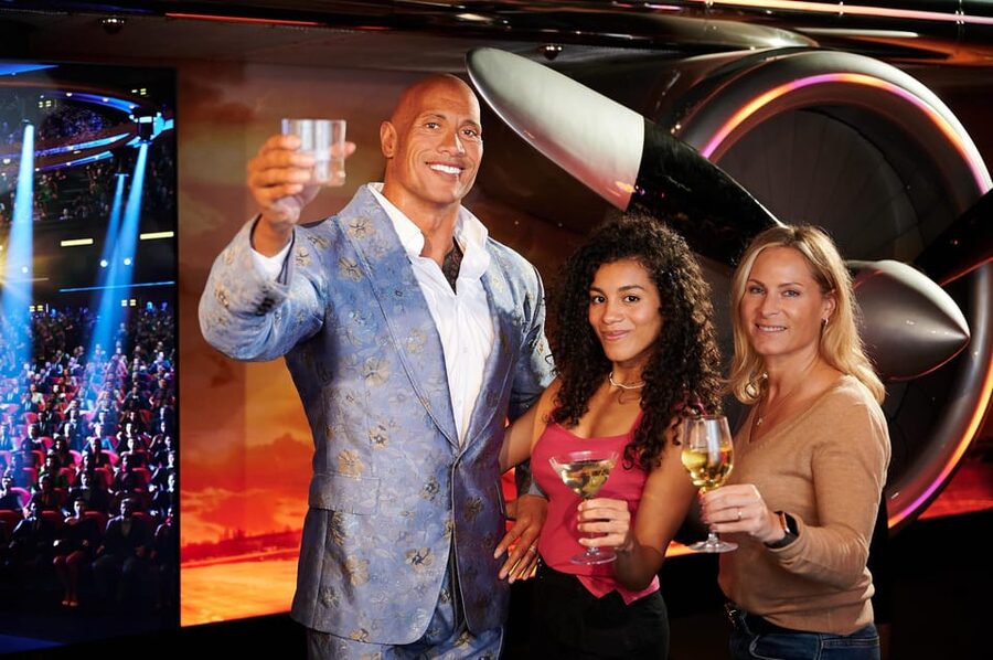 Berlin: Madame Tussauds Happy Hour Ticket - Where to Meet at Unter den Linden Near Brandenburger Tor