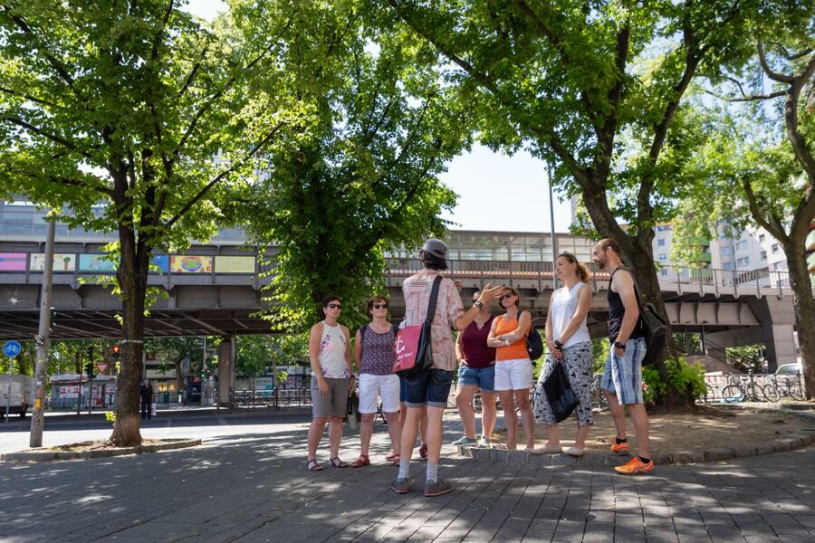 Berlin: Mitte Culinary Food Tour - Mitte as a Walking Menu: How the Tour Feels on the Ground