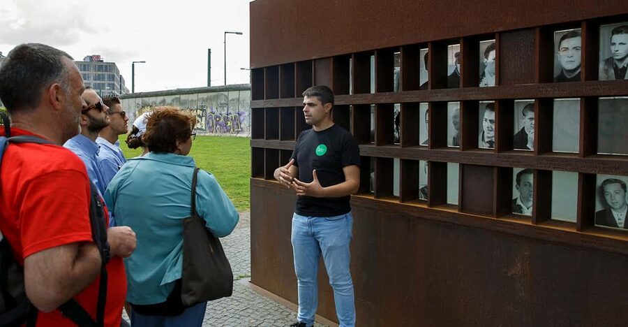 Berlin: Muro,Guerra Fría y Museo de la Stasi - Wall remnants and the Death Strip, what you should look for