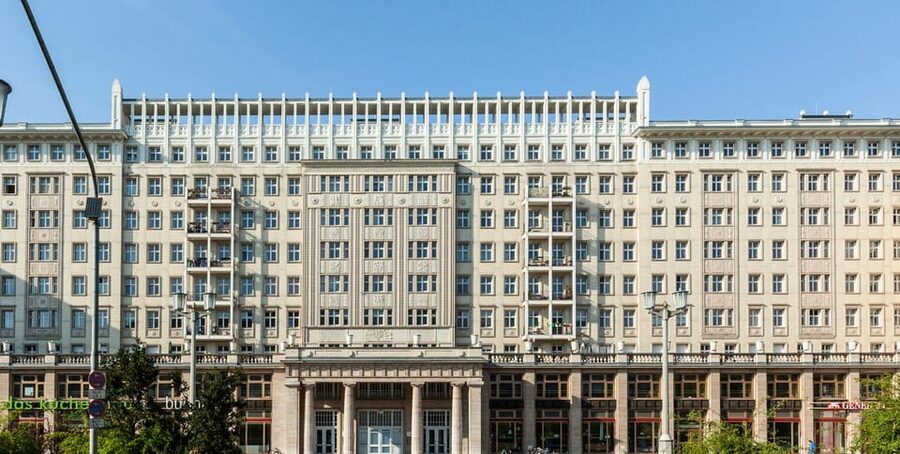 Berlin: Muro,Guerra Fría y Museo de la Stasi - Who should book this tour, and who might skip it