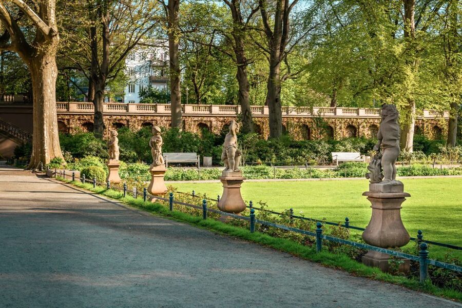 Berlin: Neukölln Walking Tour - Why Neukölln makes sense when you walk with Reinhold Steinle
