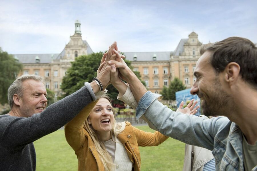 Berlin: Outdoor Escape Game Mitte - Where You Start at Koppenplatz and How the Briefing Sets the Tone