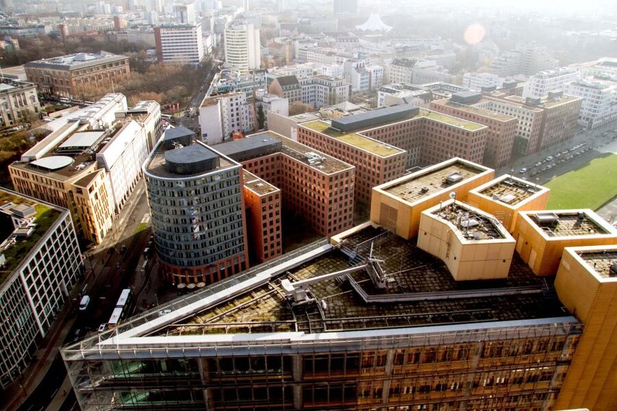 Berlin: Panoramapunkt Skip-the-Line Elevator Ticket - What you can actually spot: landmarks that make Berlin feel navigable