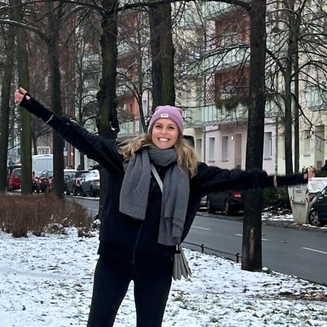 Berlin: Prenzlauer Berg District Guided Walking Tour - Meet your guide near the heart of the neighborhood