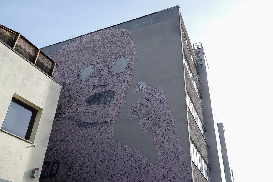 Berlin: Private Kreuzberg Street Art Walking Tour - Seeing huge murals, and knowing what to look for