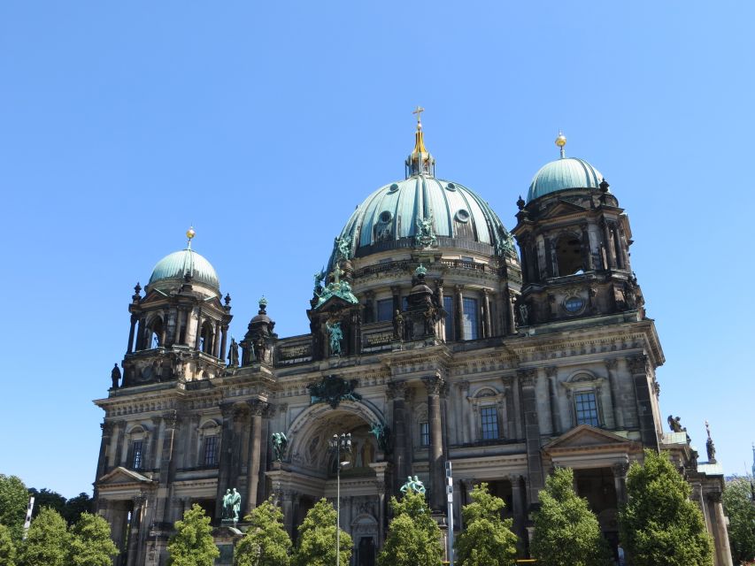 Berlin: Private Walking Tour with a Local - Where you meet: Museum Island or the World Time Clock