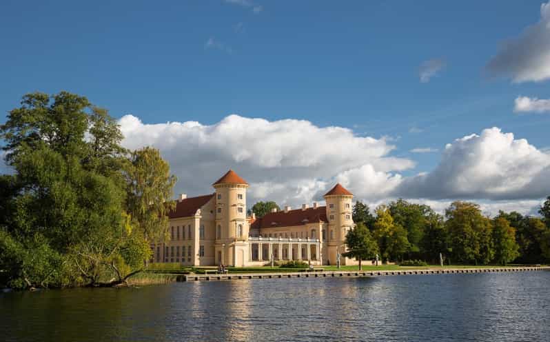 Berlin: Rheinsberg Palace Entrance Ticket - What your ticket includes, and how the 2-hour limit shapes your plan