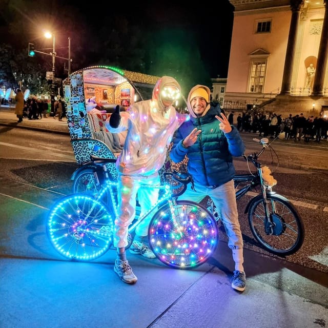 Berlin Rickshaw Tour -2 hours & hotel pickup - groups up to 16 people - Logistics that can save you time on the day