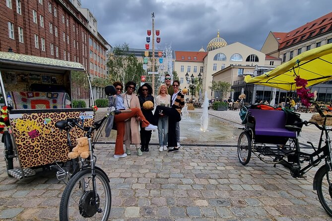 Berlin Rickshaw Tours Historical & Photo City Tour 120min - Sightseeing - Stop-by-stop: from Brandenburg Gate to the East Side Gallery