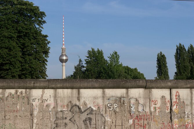 Berlin's Best: 2 Hour Walking Tour Third Reich and the Cold War - The Berlin Wall story at Niederkirchnerstraße, then Checkpoint Charlie