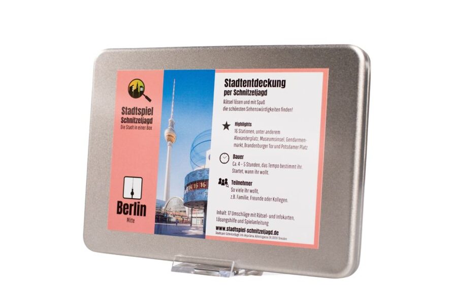 Berlin: Scavenger Hunt Self-Guided Tour - Gendarmenmarkt to Pariser Platz, where the clues match the scenery