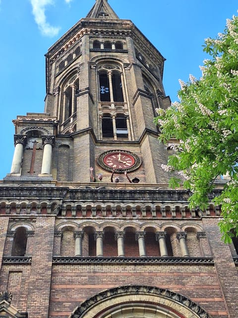 Berlin: Secrets of Berlin Bike Tour - Tacheles: When Berlin Turns Old Space Into New Culture