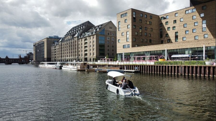 Berlin: Self-Drive Boat Tour - Key points before you go