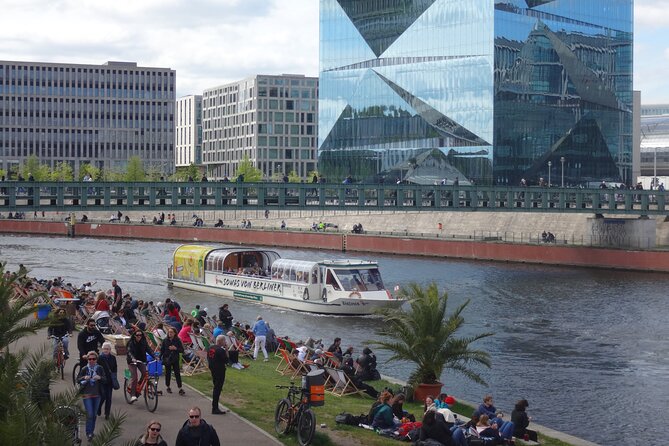 Berlin sightseeing boat tour on the Spree - Should you book this Berlin Spree sightseeing boat tour?