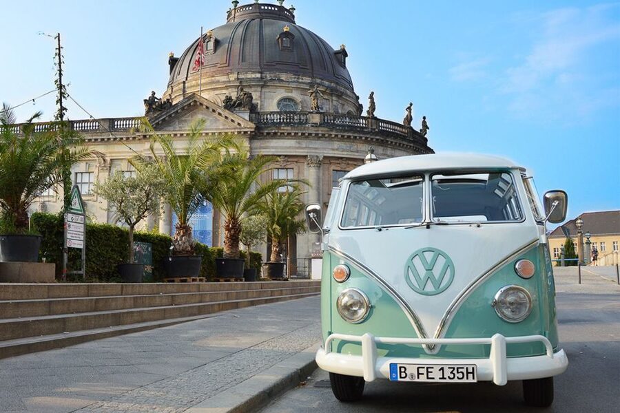 Berlin: Sightseeing Tour in Classic Volkswagen T1 Samba Bus - Price and time: what $51 for 2 hours really buys you