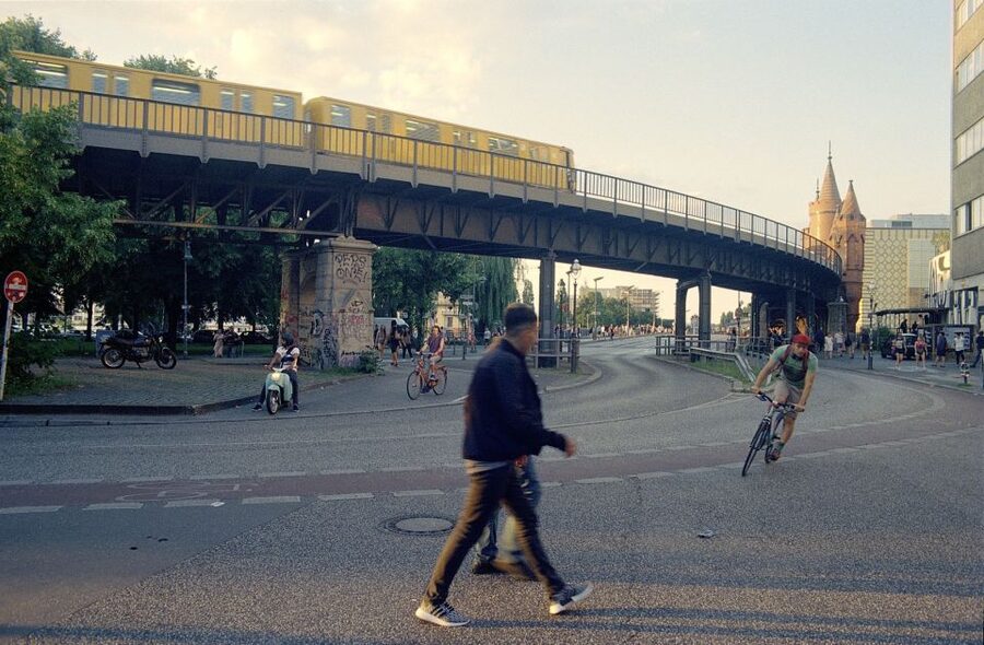 Berlin: Street Art and Alternative Tour - Cold War Lines Turn Into a Street Art Museum in Motion