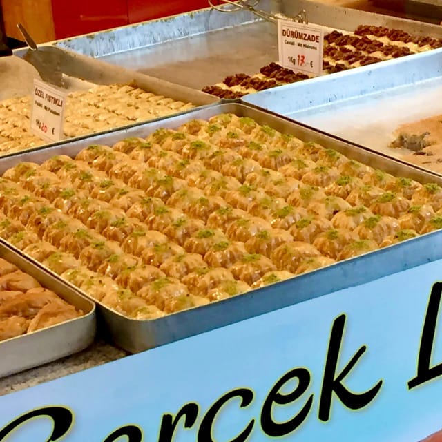 Berlin: Street Food Tour with 10 Tastings - Logistics That Affect Your Comfort: Walking, Public Transport, and Timing