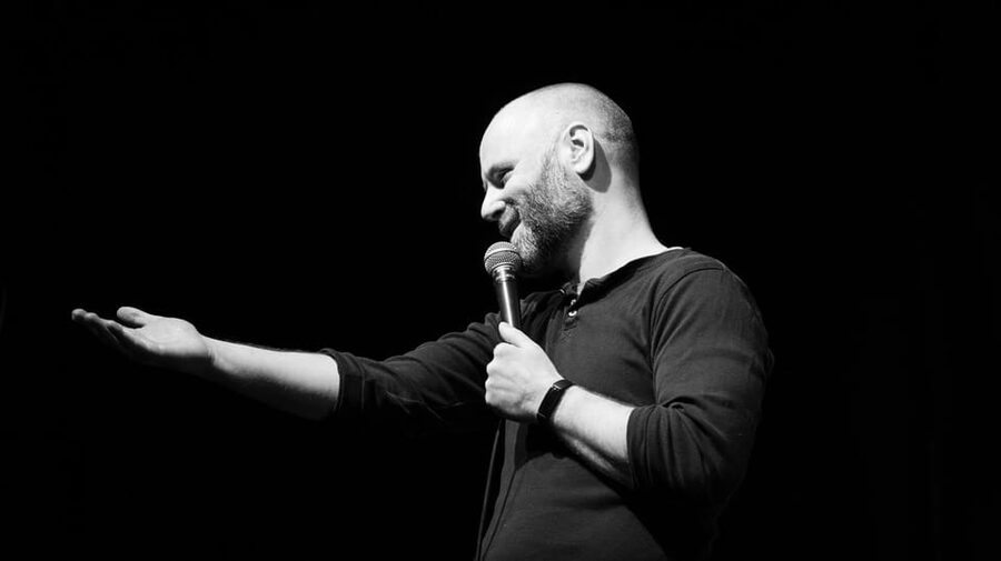 Berlin: The Epic Comedy Club Friday Night Showcase - Zosch Bar in Mitte: The Setting That Gets You in the Mood