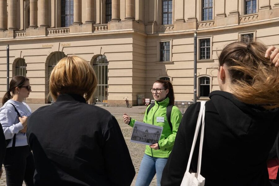 Berlin: the treasures of berlin - walking tour - The guide experience in practice: German narration and a human touch
