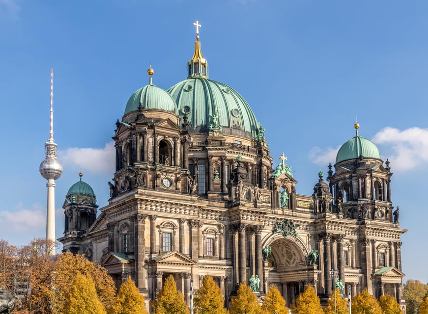 Berlin: the treasures of berlin - walking tour - Starting at Marx-Engels-Forum: where to find the tour and how to arrive