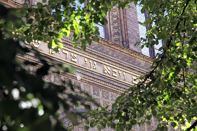 Berlin Third Reich Sites: Half-Day Walking Tour - Johann Georg Elser to the memorial stops, how the tour handles emotion