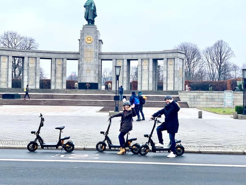 Berlin: Thrilling E-Scooter Adventure Tour - Key things to know before you ride