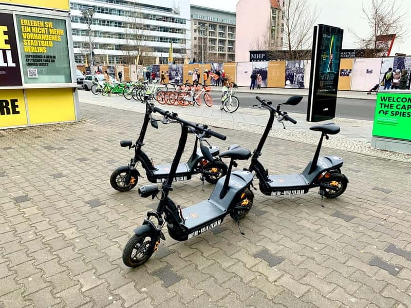 Berlin: Thrilling E-Scooter Adventure Tour - Turning a 2-hour rental into a 2-3 hour Berlin loop