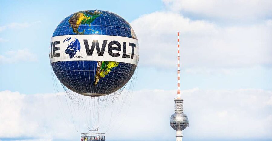 Berlin: Ticket for World Balloon with Perfect View - First you find the World Balloon site near Checkpoint Charlie