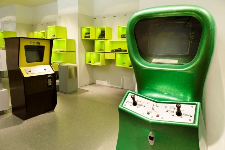 Berlin: Tickets to the Computer Games Museum - 3D games and handheld tech, getting a sense of what “future” looked like