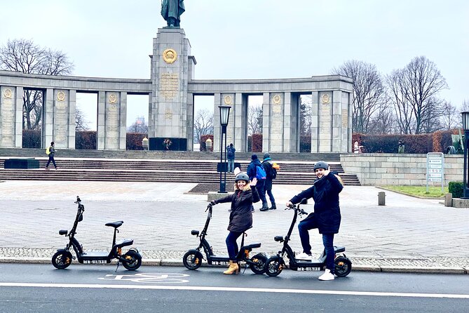 Berlin: Ultimate E-Scooter Adventure Tour - Safety and comfort: helmet, street sense, and weather reality