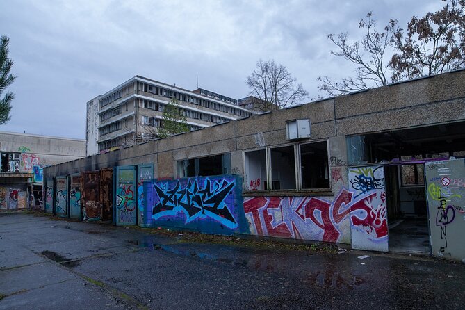 Berlin Urbex Adventure and History Tour - Dungeons: the underground portion that changes the pace