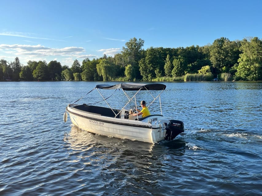 Berlin: Wonderful days renting the motorboat tortola - Picking your time slot: 4 hours versus 8 hours on the lake