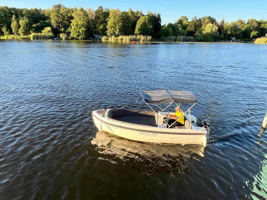 Berlin: Wonderful days renting the motorboat tortola - What’s included, and why that matters for value