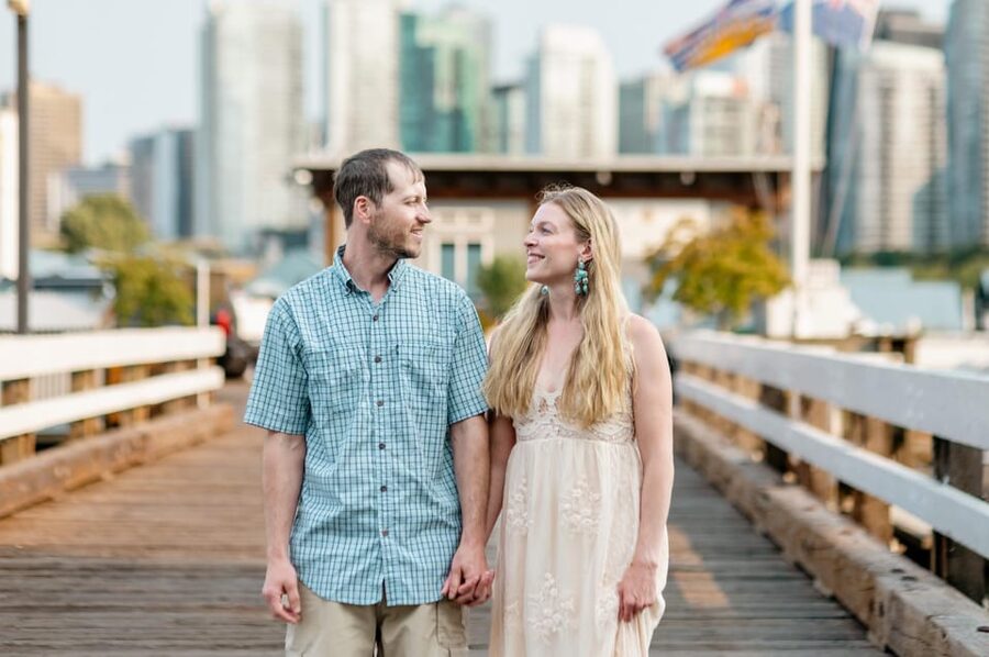 Berlin: Your Personal Vacation Photographer - What You Should Wear and Bring for Better Photos