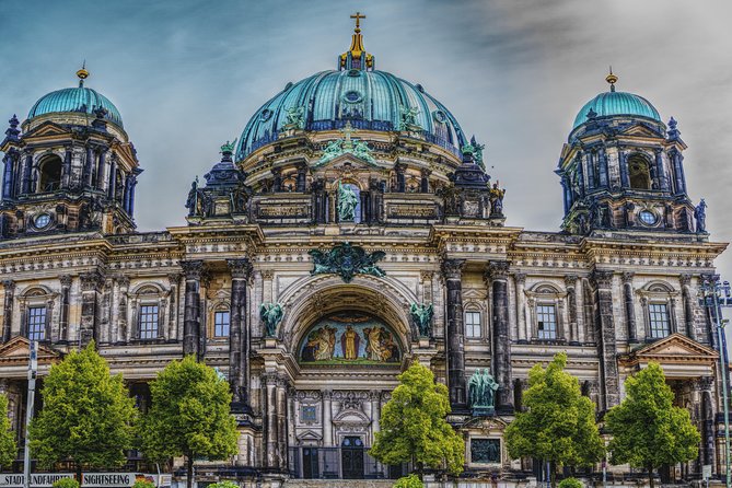 Best of Berlin with a licensed Guide - Gendarmenmarkt: architecture, cathedrals, and Friedrich Schiller