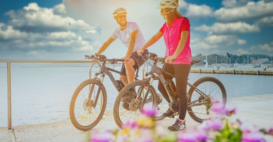 Bike Tour of Berlin Top Attractions with Private Guide - Key things to know before you book