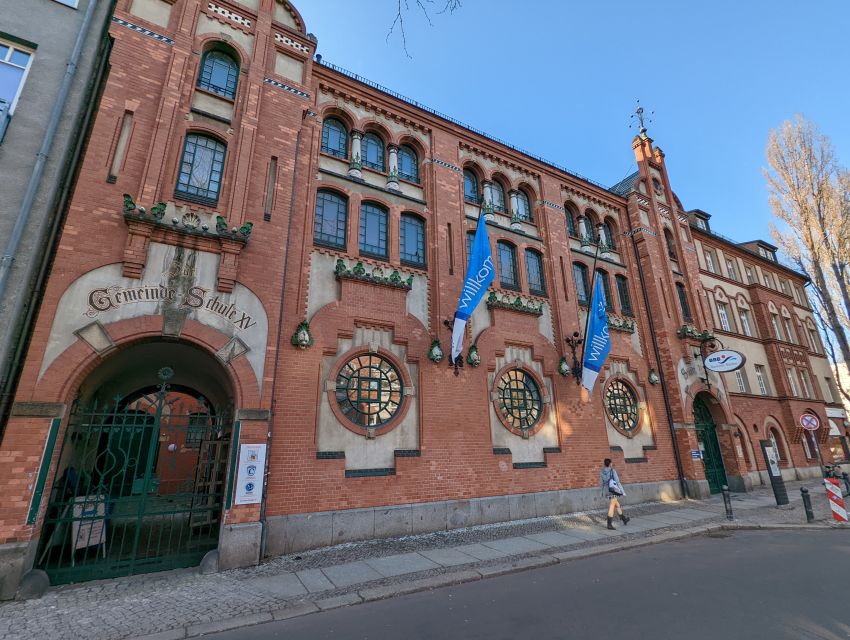 Charlottenburg: 2-Hour City Walking Tour - Housing That Still Defines Berlin: Schoolhouses from 1786