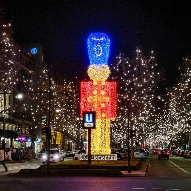 Christmas market lights tour bus through Berlin, free mulled wine (2.5 hours) - Key Things That Make This Tour Worth Your Evening