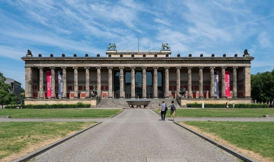 CitySightseeing Berlin HOHO Bus- All Lines (A+B) & Boat Tour - River Spree Boat Tour: How to Time It and Where to Board