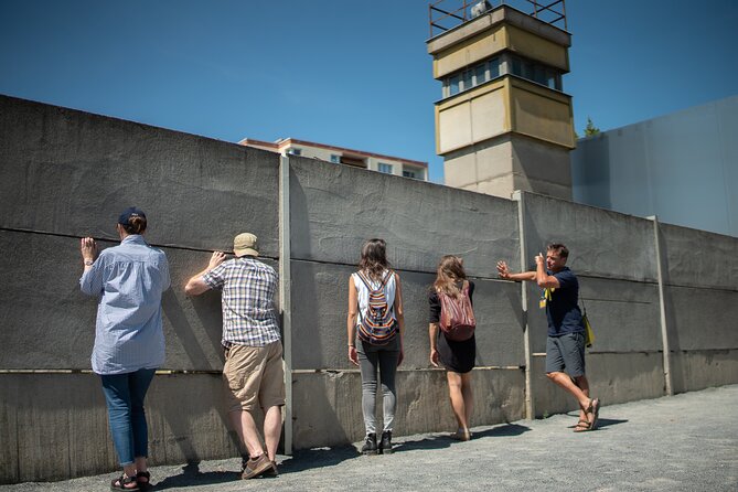 Cold War, Berlin Wall, Spies and the East Side Gallery - Key Points You Should Know Before You Go