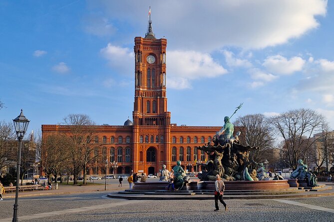 Dark Berlin Criminal Tour - Alexanderplatz and Alex: How a Square Became a Stage for Fear