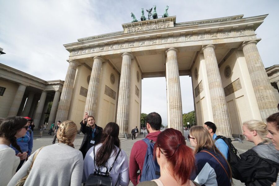 Discover Berlin Express Tour: 2hr Highlights - Berlin Wall traces at Topography of Terror and the Checkpoint Charlie finale