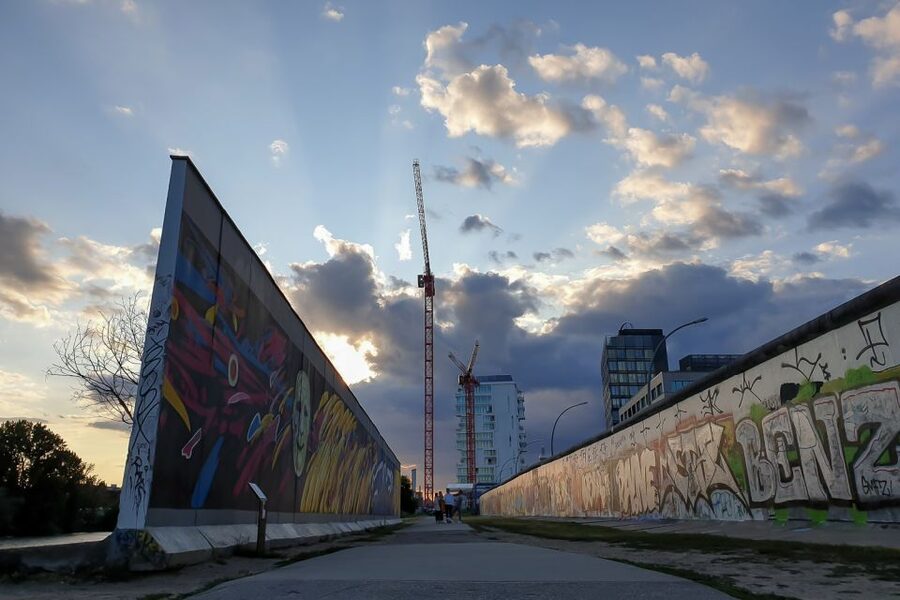 East Berlin and the Wall: Walking Tour - East Side Gallery murals: 104 artworks and one famous kiss