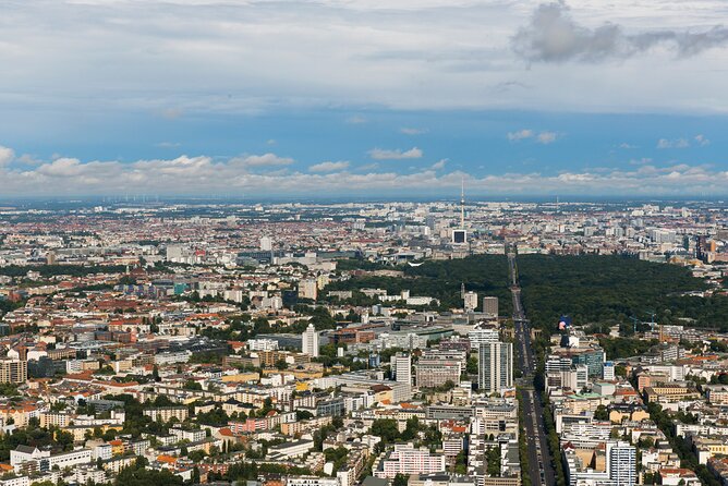 Eat Like a Berliner: Market Tour, Cooking Class and Lunch - Practical Tips for Winterfeldtmarkt Day: Timing, Shoes, and Expectations