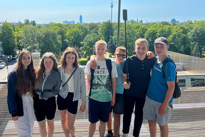 Escaping and spying on the Berlin Wall Scavenger hunt - Who this Berlin Wall puzzle tour suits best