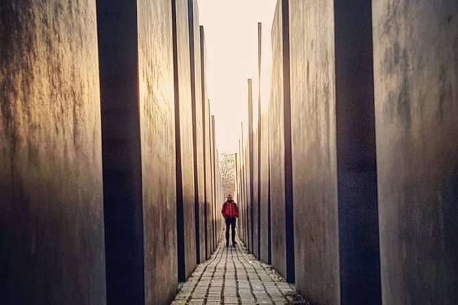 Explore Berlin History and Highlights Sightseeing Walking Tour - Bundesministerium der Finanzen: Luftwaffe HQ, then Cold War history