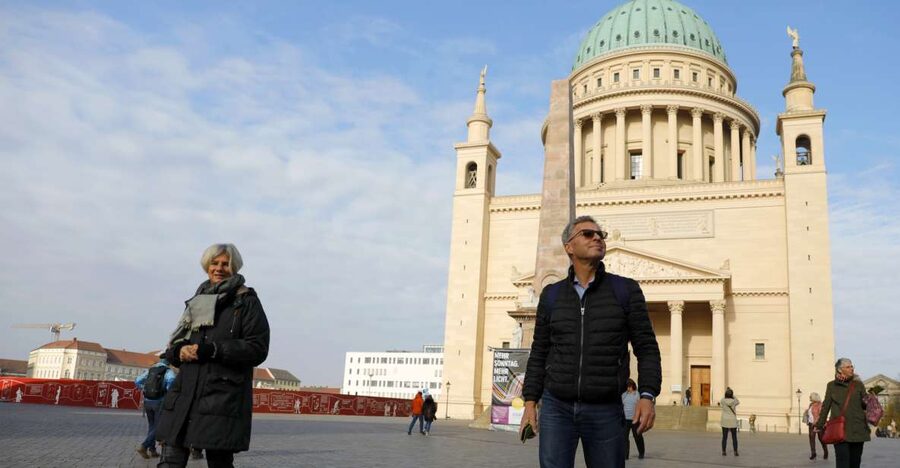 From Berlin: Historical Gems of Potsdam Private Day Trip - Alter Markt and the Long Bridge: Getting Oriented the Right Way